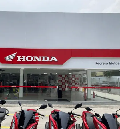 Letreiro legalizado — Honda